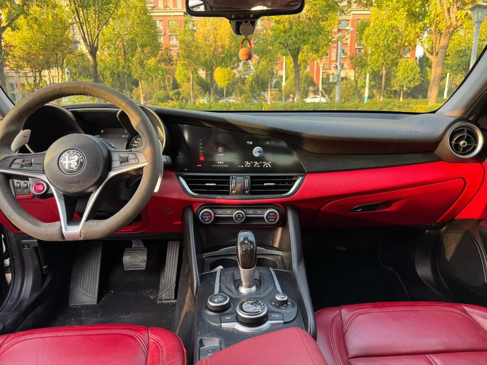 Alfa Romeo Giulia