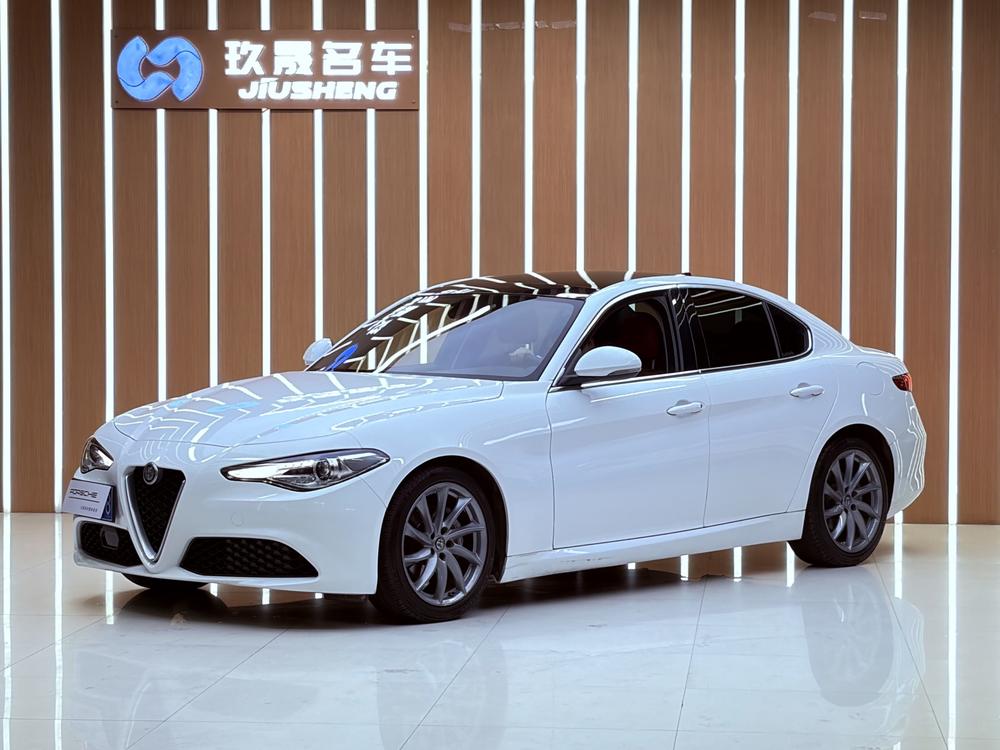 Alfa Romeo Giulia