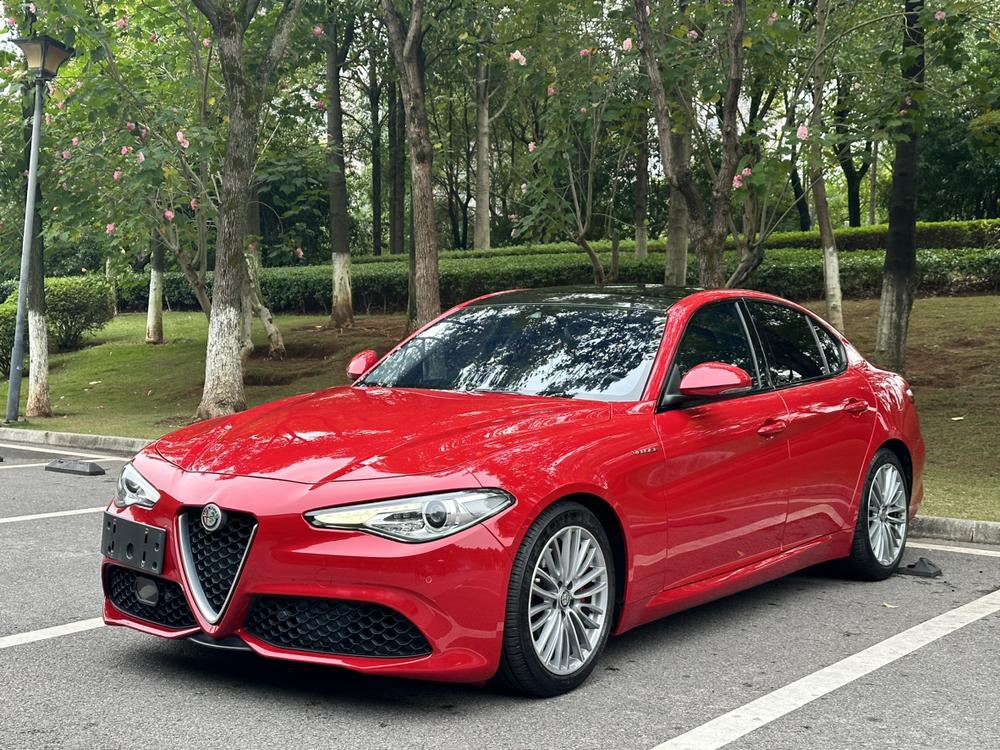 Alfa Romeo Giulia