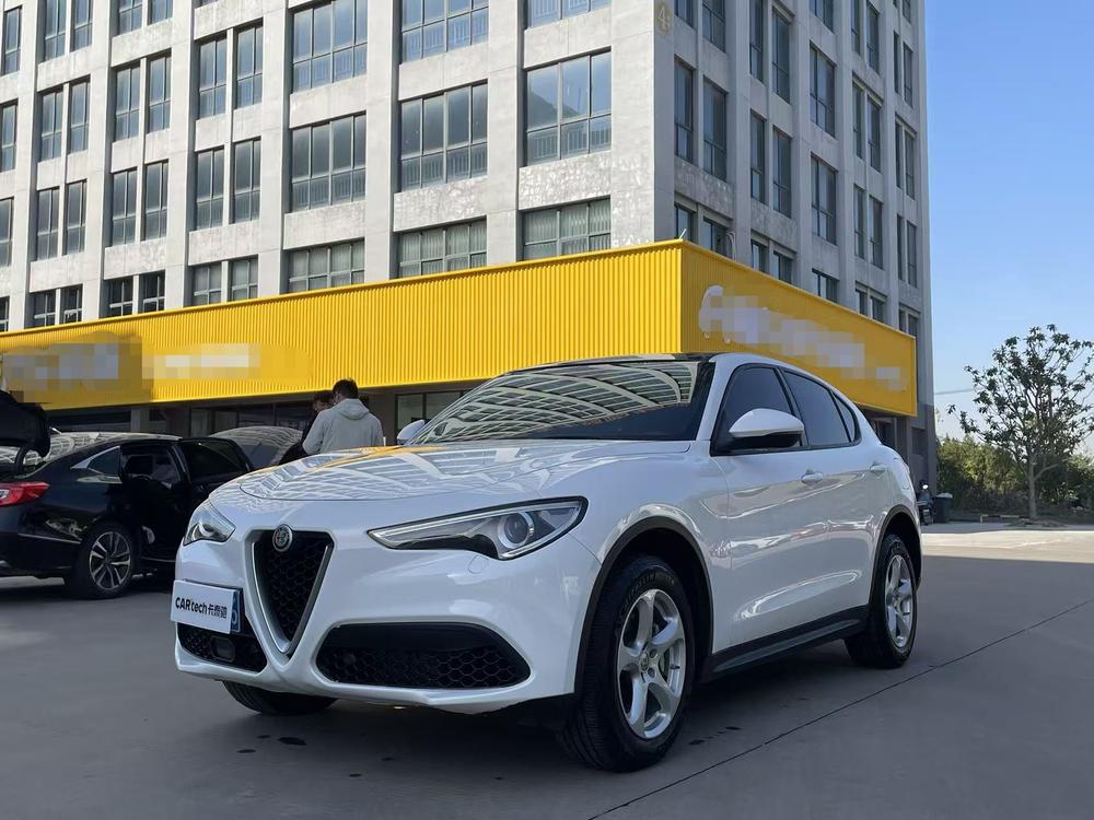 Alfa Romeo Stelvio