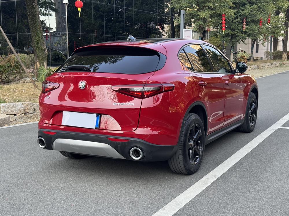 Alfa Romeo Stelvio