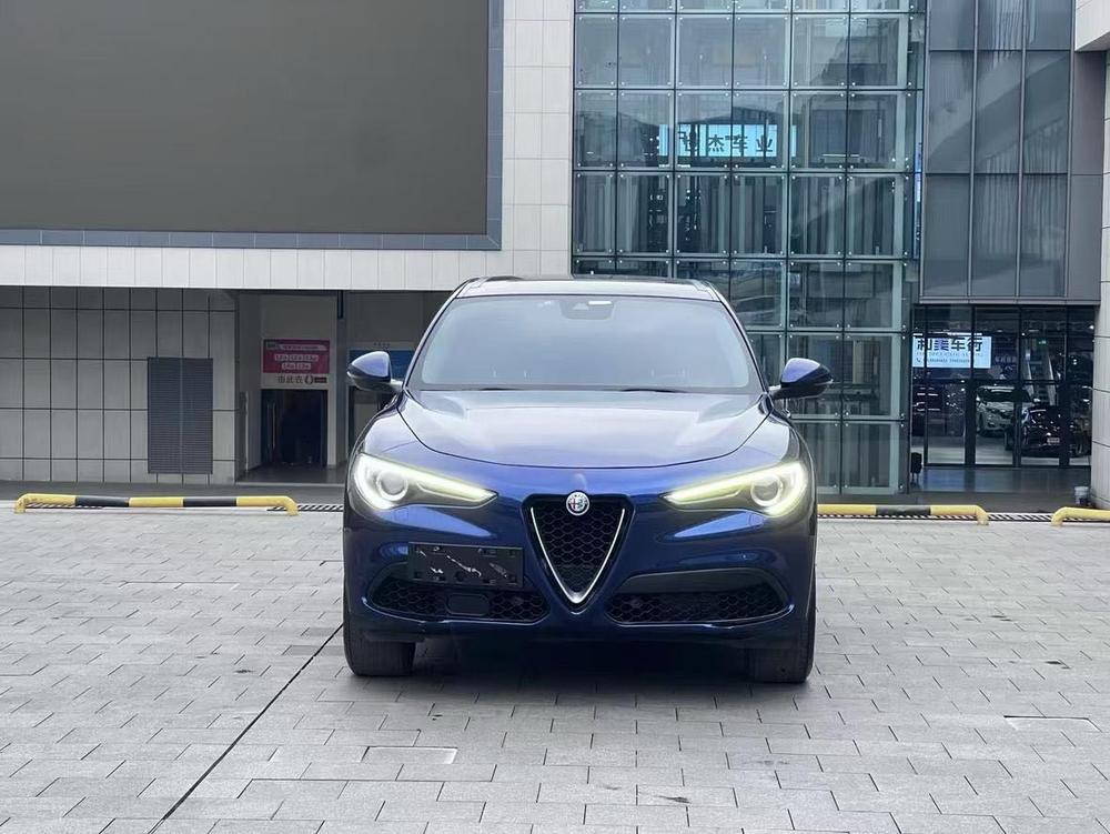 Alfa Romeo Stelvio