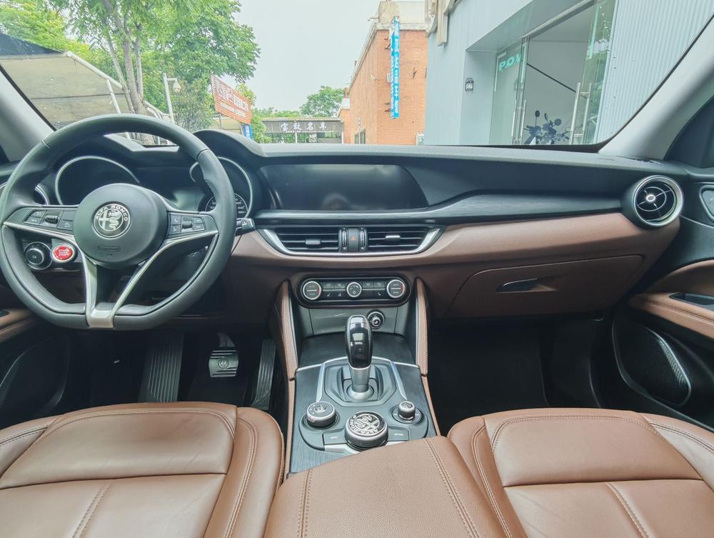 Alfa Romeo Stelvio