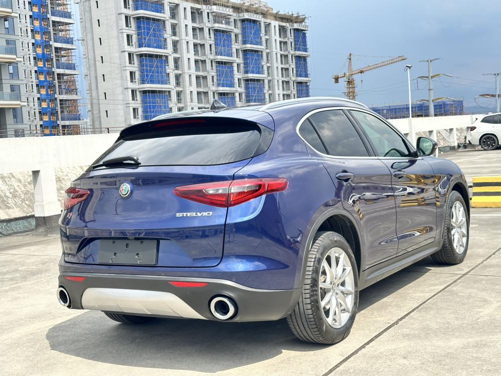 Alfa Romeo Stelvio