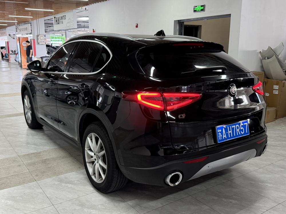 Alfa Romeo Stelvio