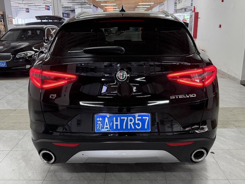 Alfa Romeo Stelvio