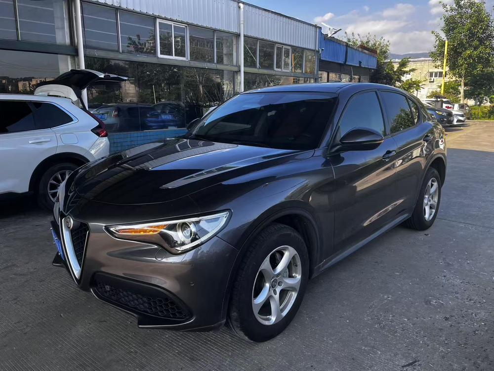 Alfa Romeo Stelvio