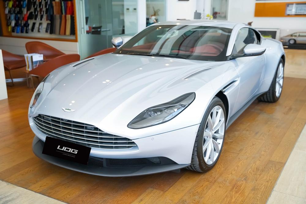 Aston Martin Aston Martin DB11
