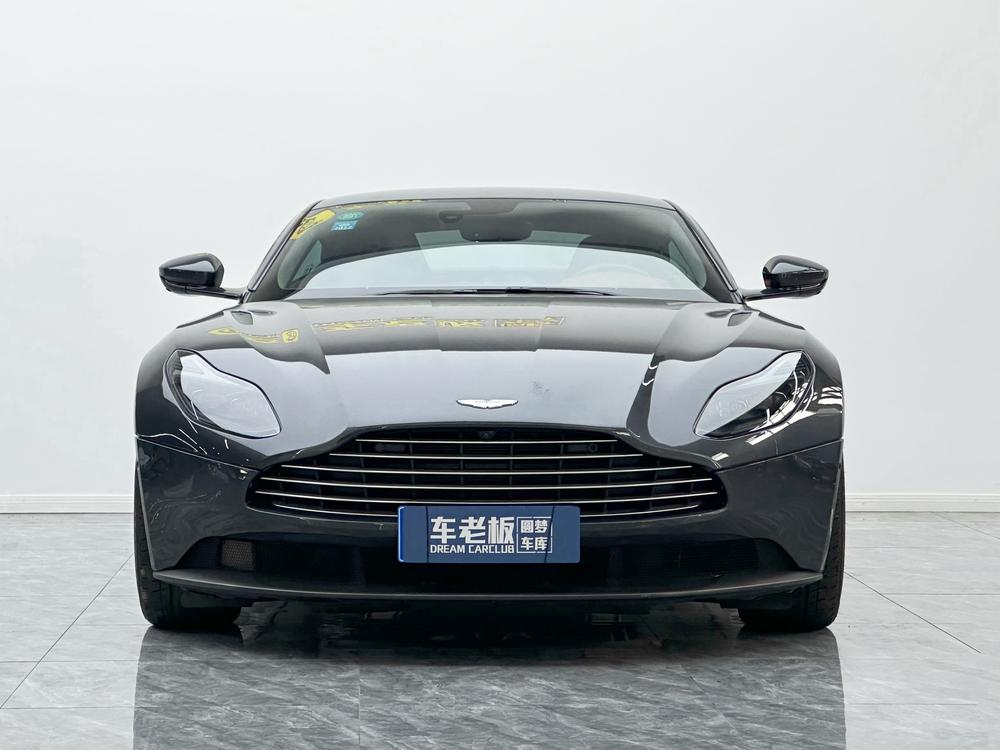 Aston Martin Aston Martin DB11