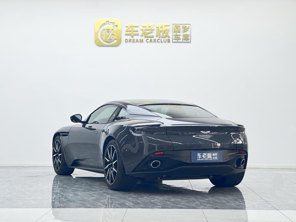 Aston Martin Aston Martin DB11