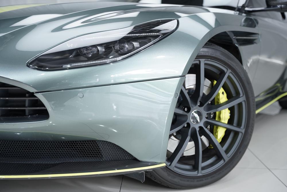 Aston Martin Aston Martin DB11