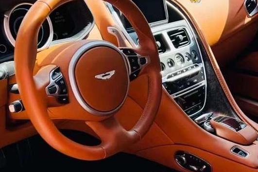 Aston Martin Aston Martin DB11