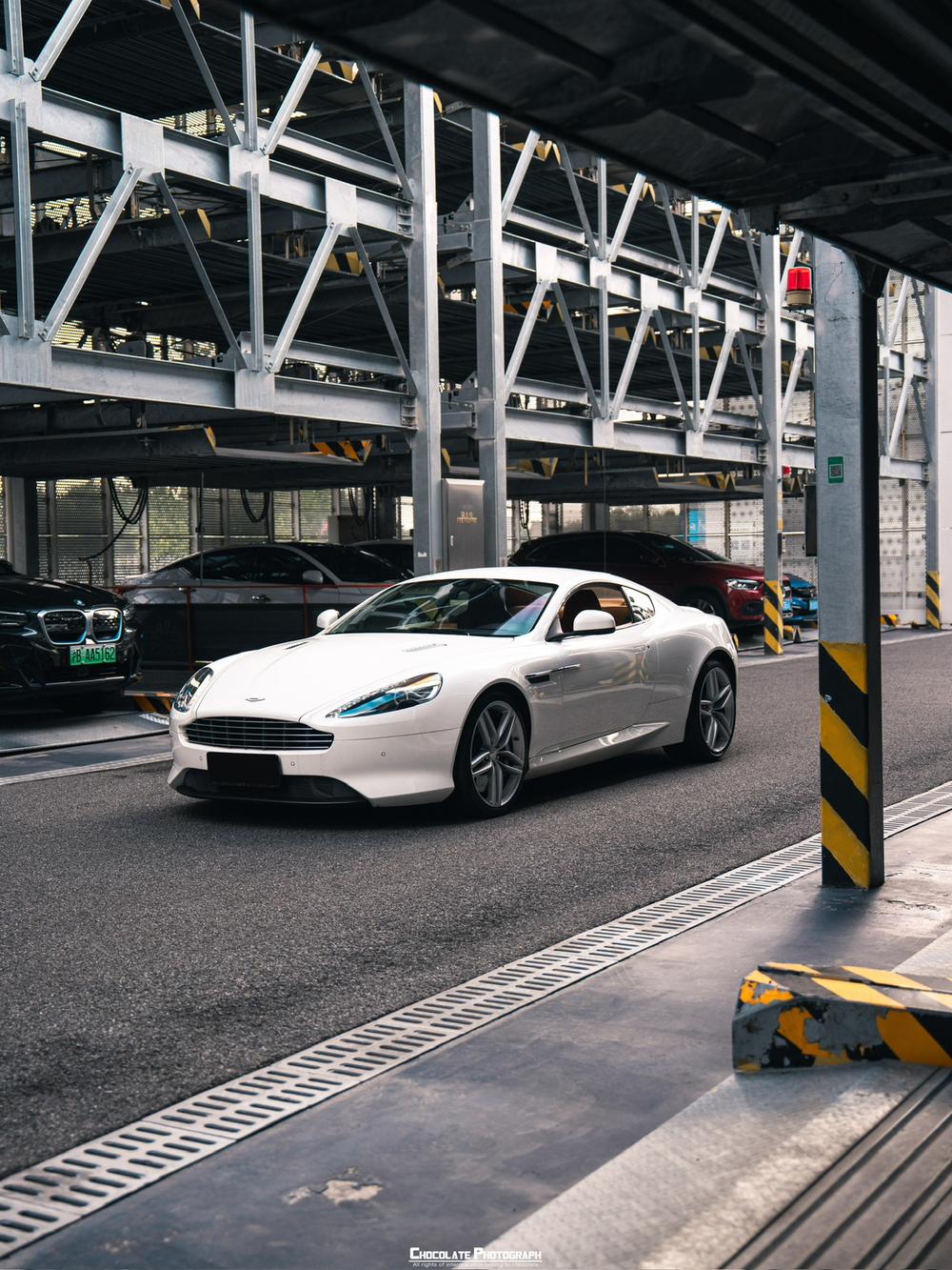 Aston Martin Aston Martin DB9