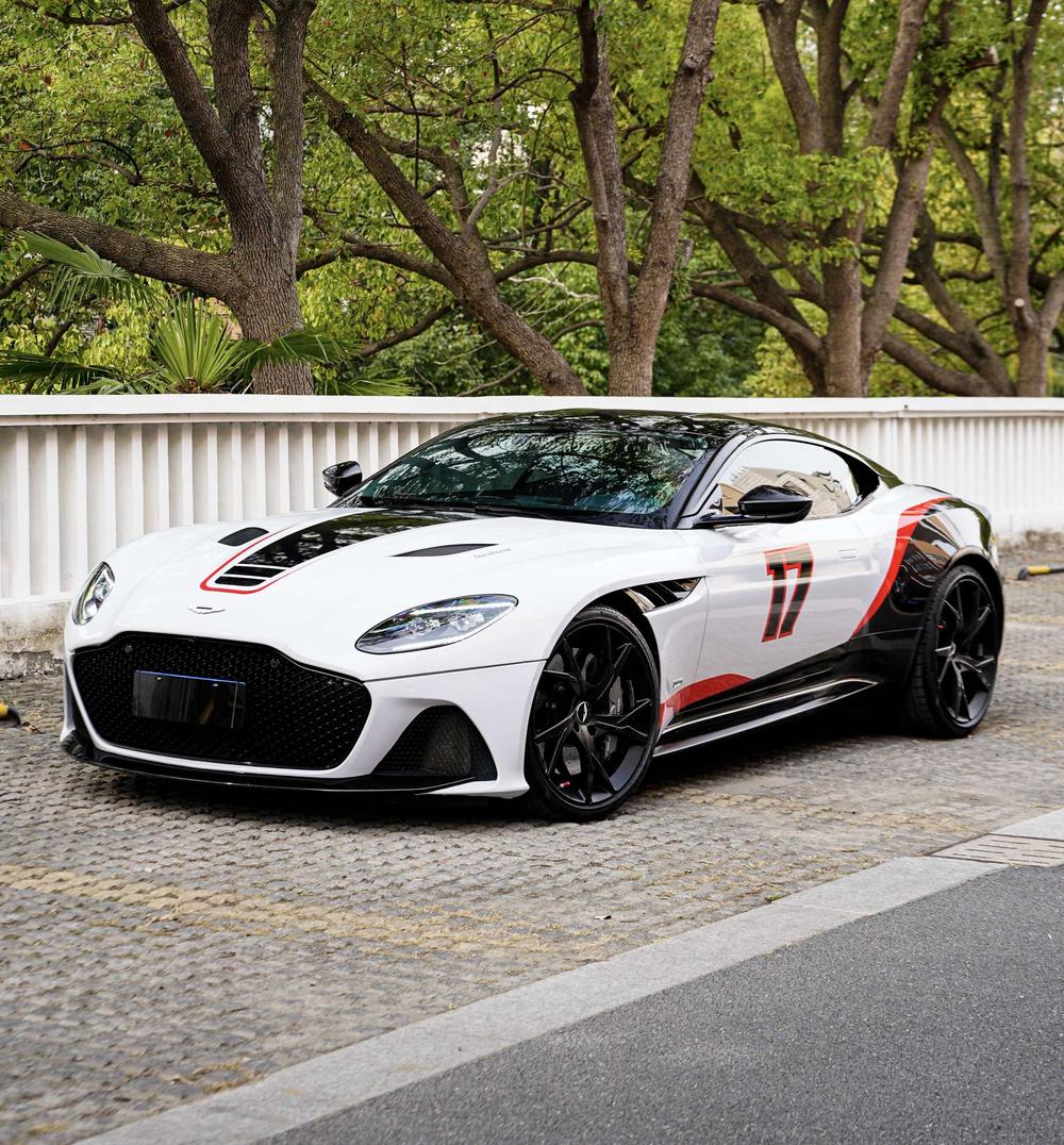 Aston Martin Aston Martin DBS