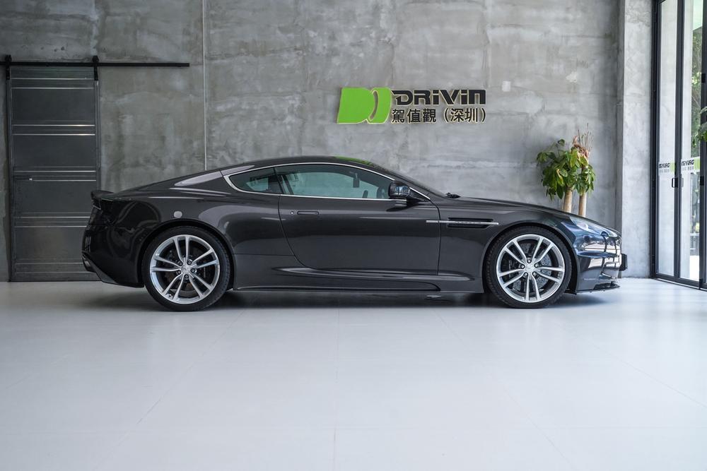 Aston Martin Aston Martin DBS