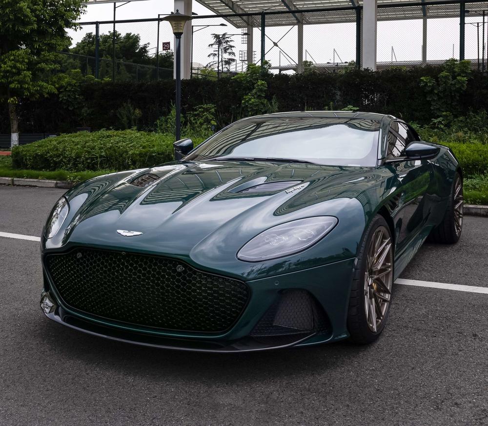 Aston Martin Aston Martin DBS