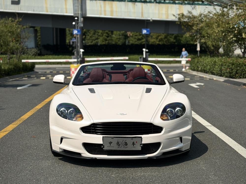 Aston Martin Aston Martin DBS