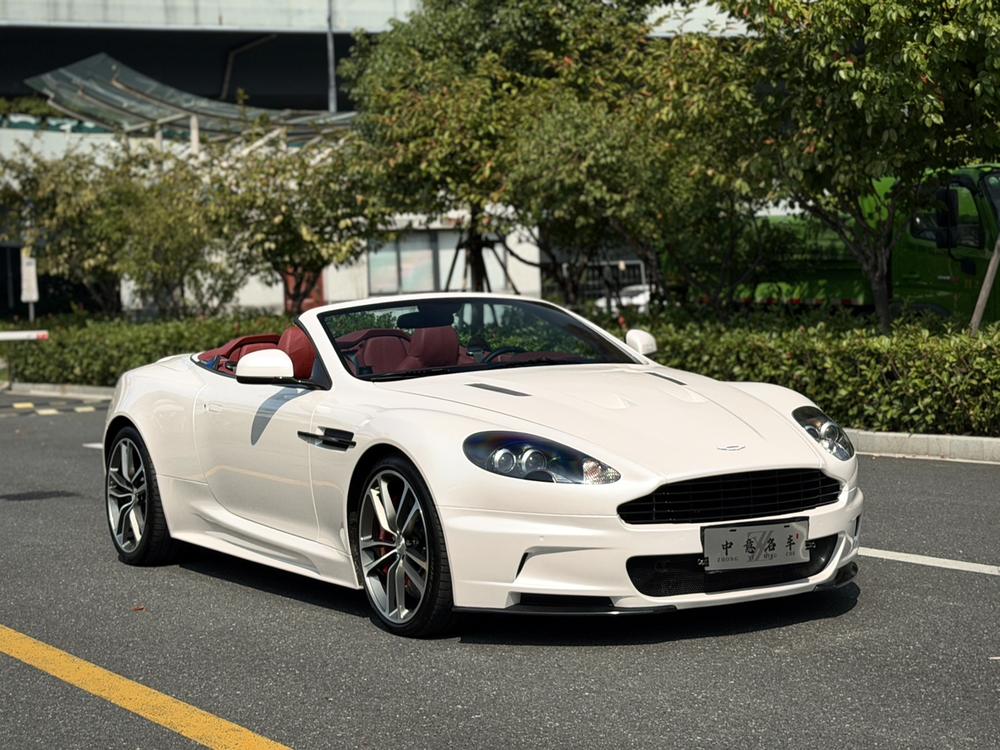 Aston Martin Aston Martin DBS
