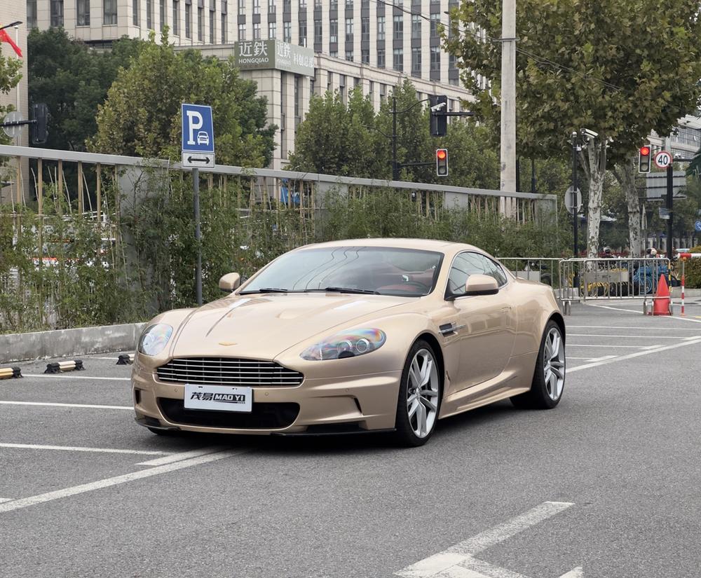 Aston Martin Aston Martin DBS