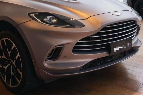 Aston Martin Aston Martin DBX