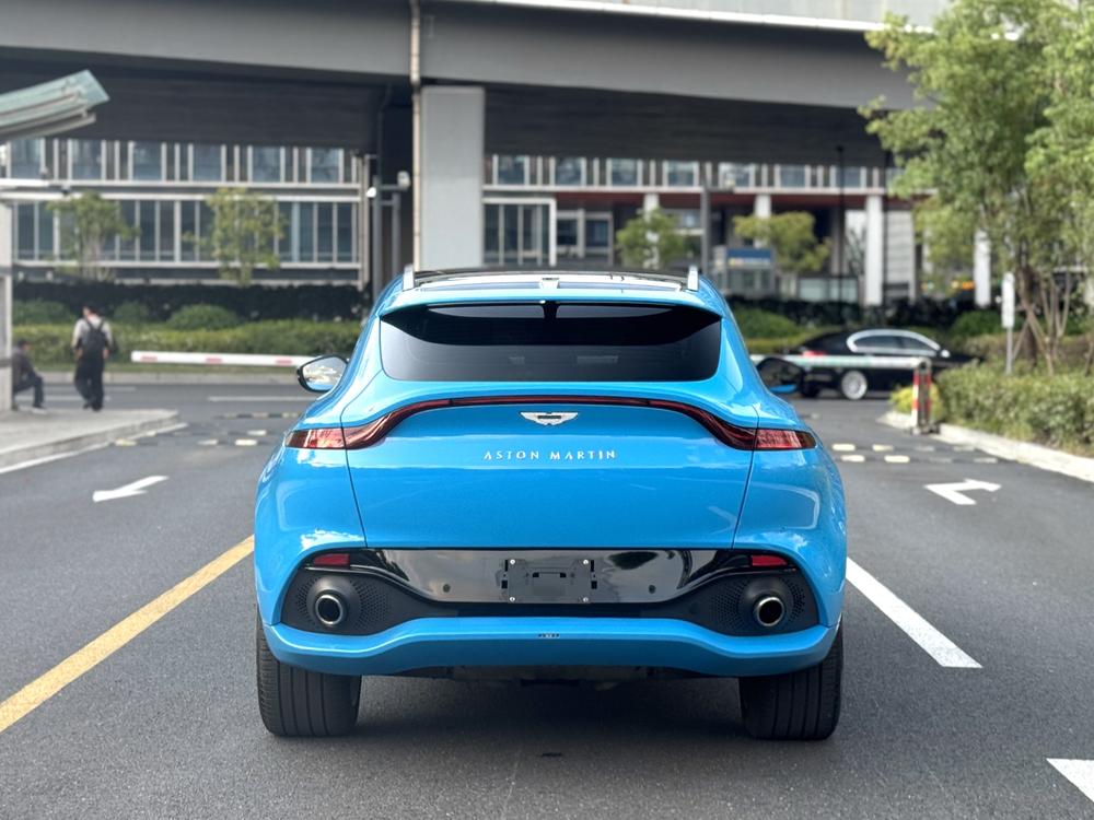 Aston Martin Aston Martin DBX