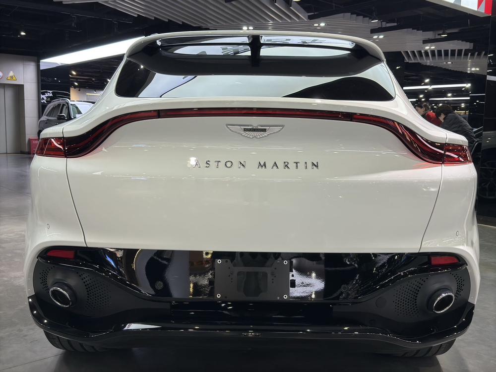 Aston Martin Aston Martin DBX
