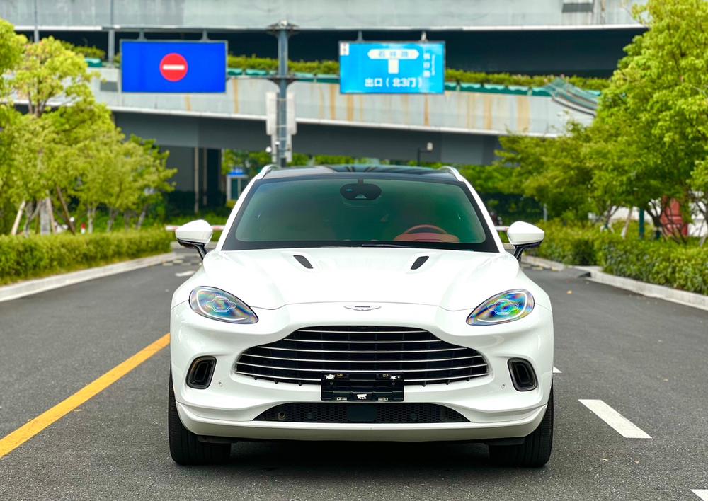 Aston Martin Aston Martin DBX