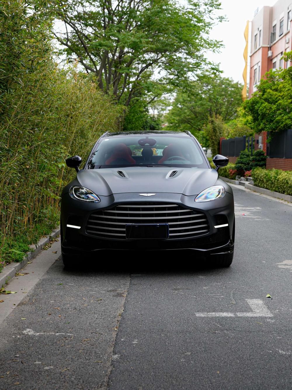 Aston Martin Aston Martin DBX