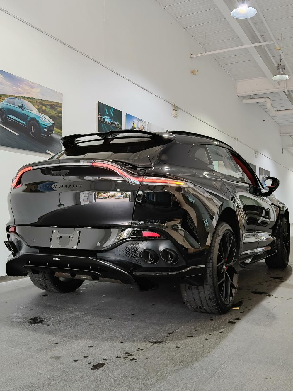 Aston Martin Aston Martin DBX