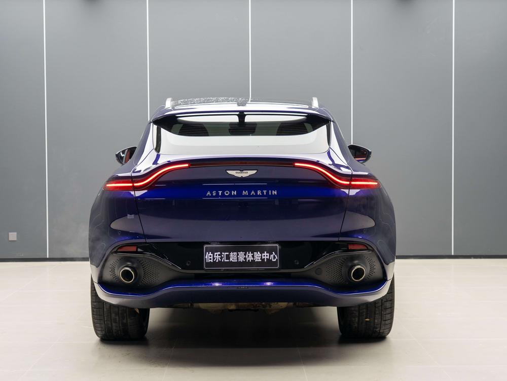 Aston Martin Aston Martin DBX