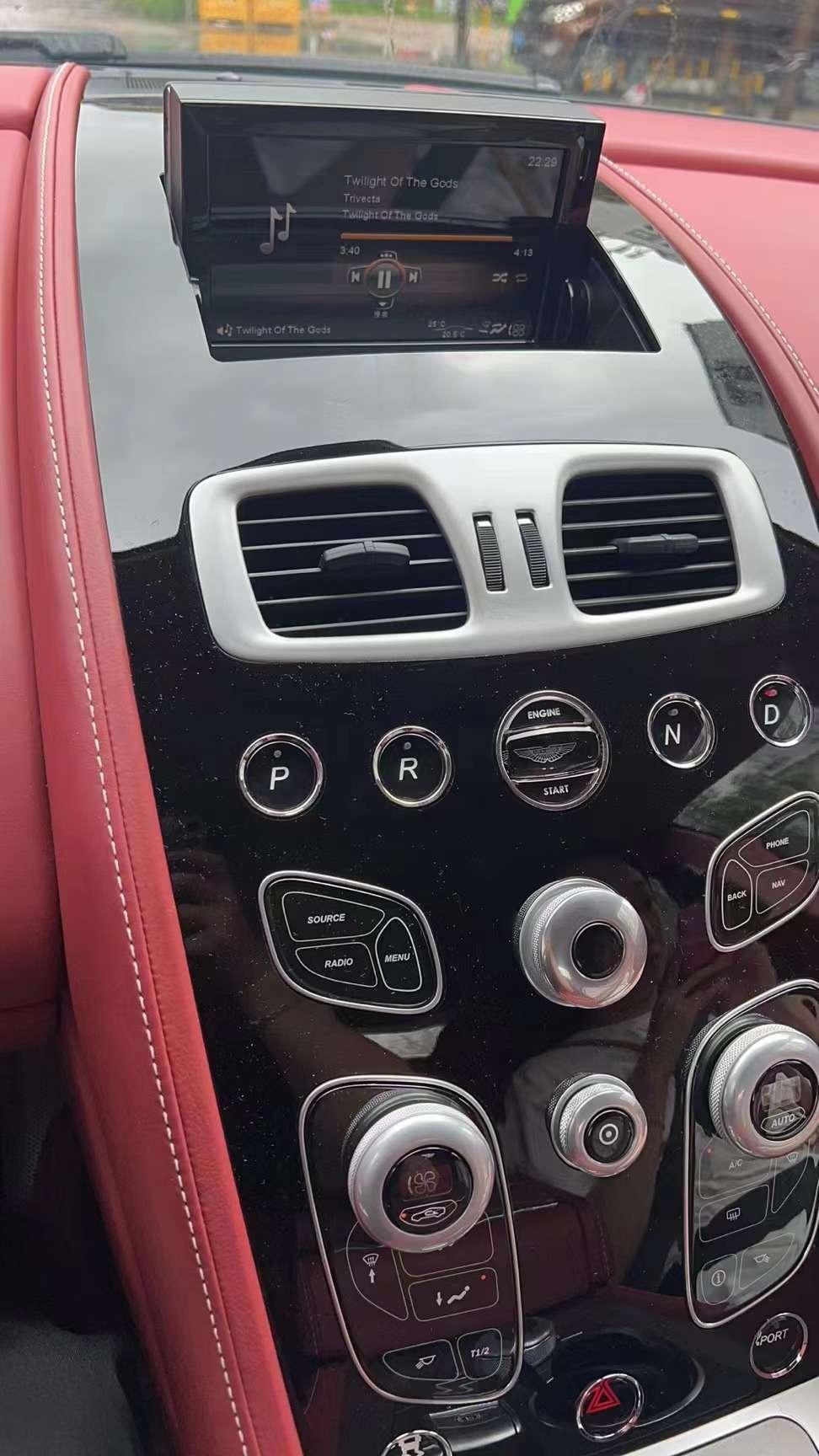 Aston Martin Rapide