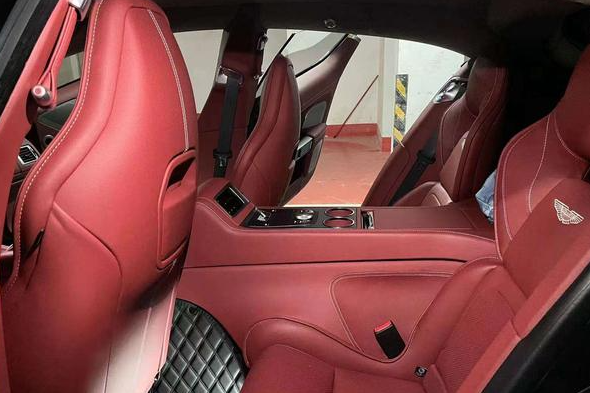 Aston Martin Rapide