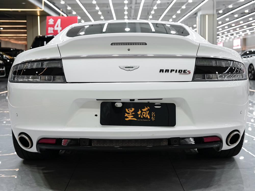 Aston Martin Rapide