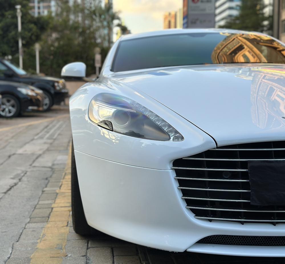 Aston Martin Rapide