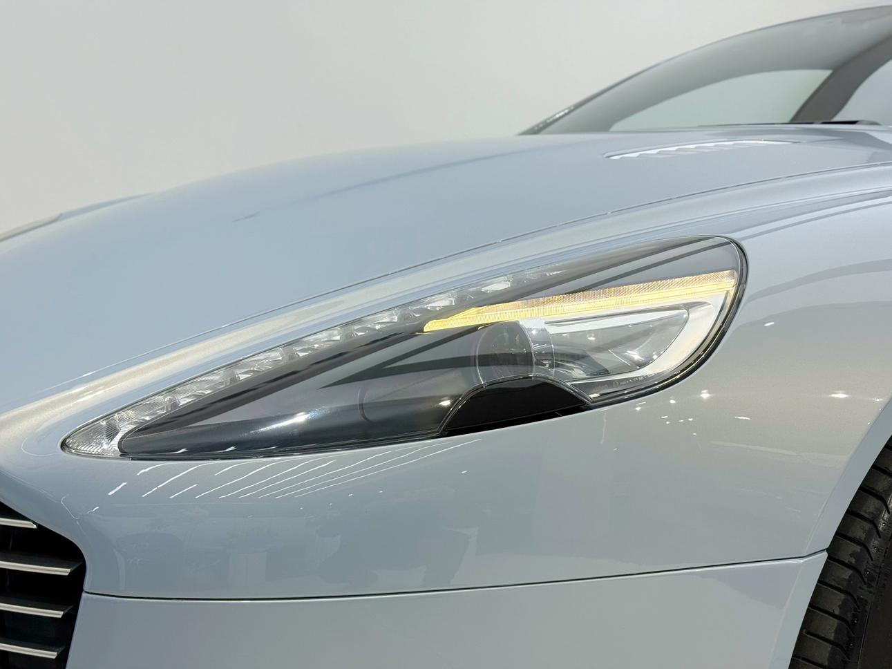 Aston Martin Rapide