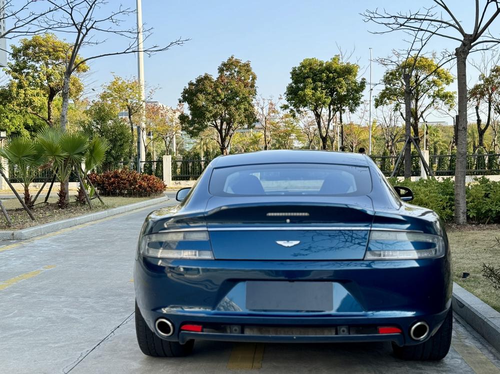 Aston Martin Rapide