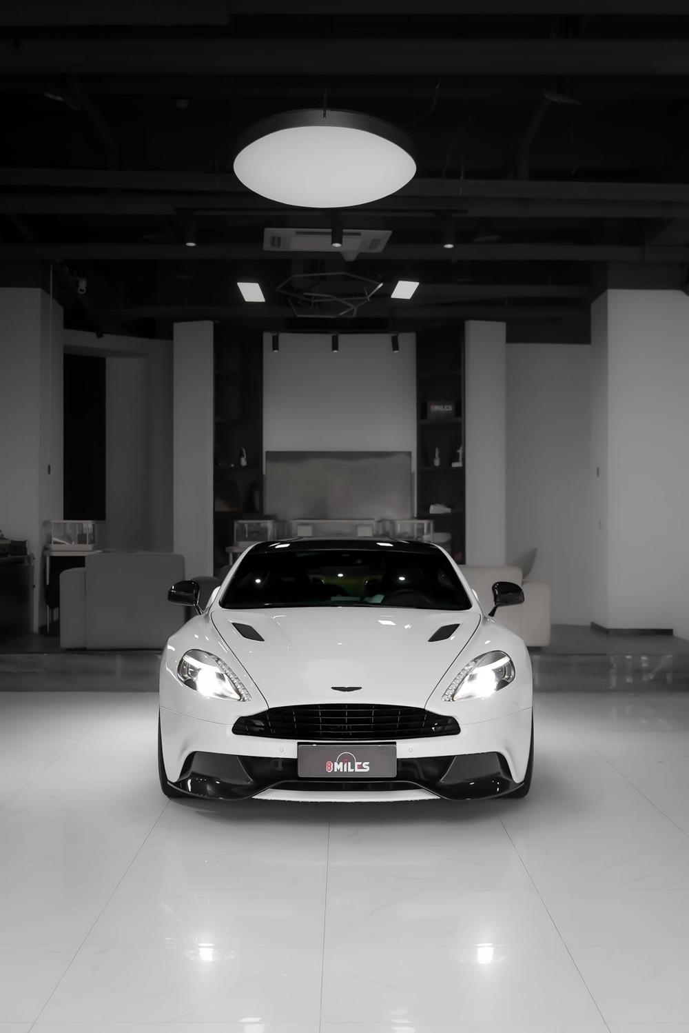 Aston Martin Vanquish