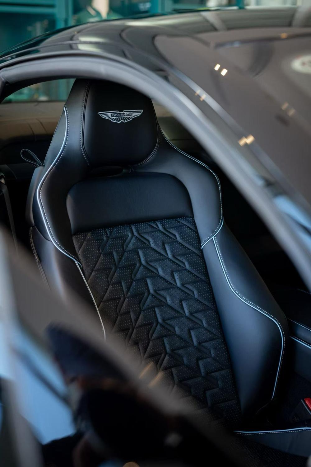 Aston Martin Vanquish