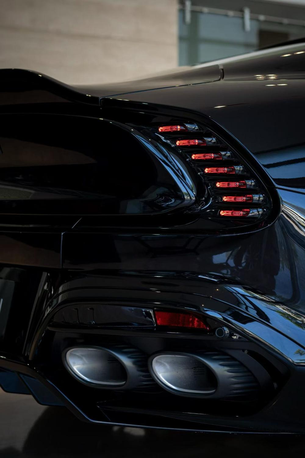Aston Martin Vanquish