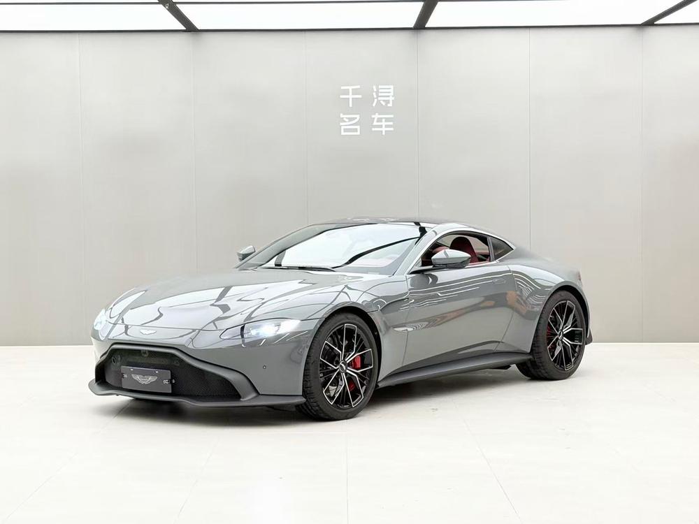 Aston Martin Vantage