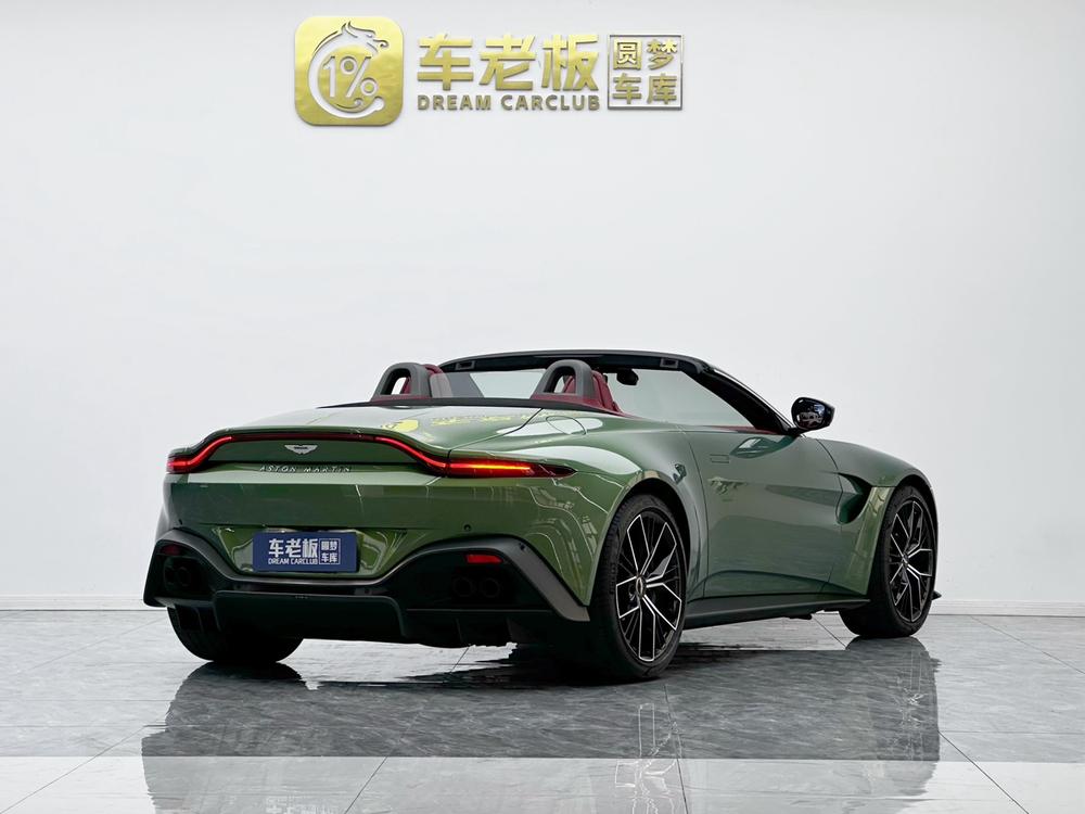 Aston Martin Vantage