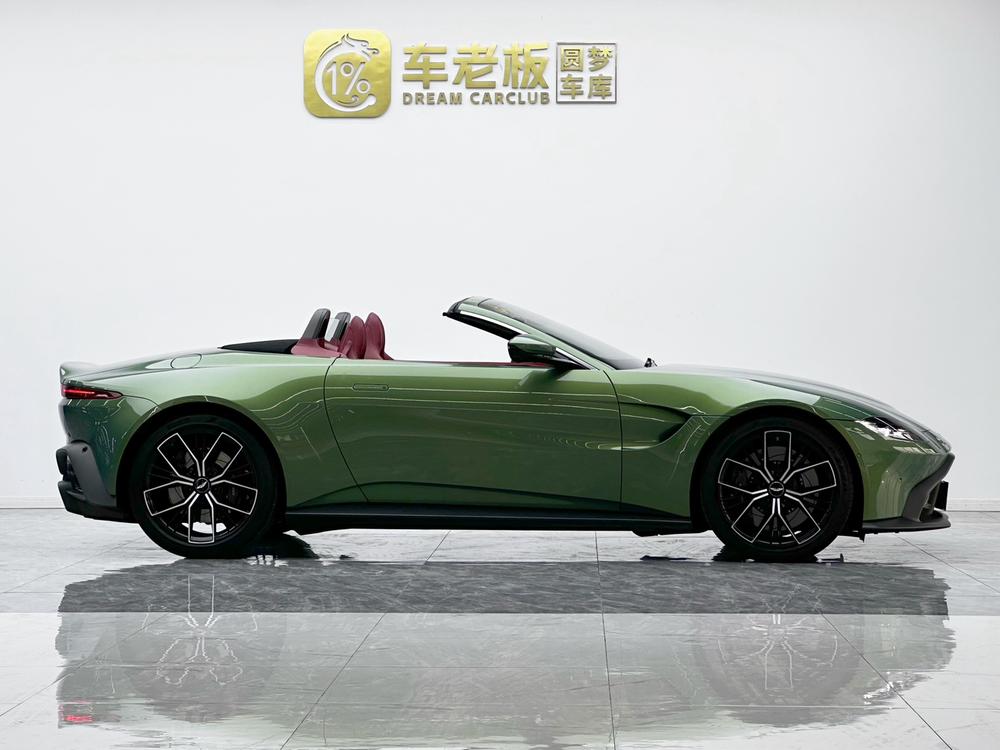 Aston Martin Vantage
