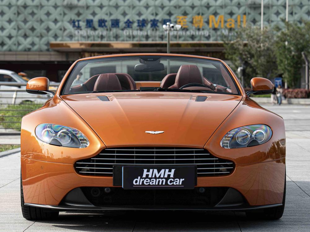 Aston Martin Vantage