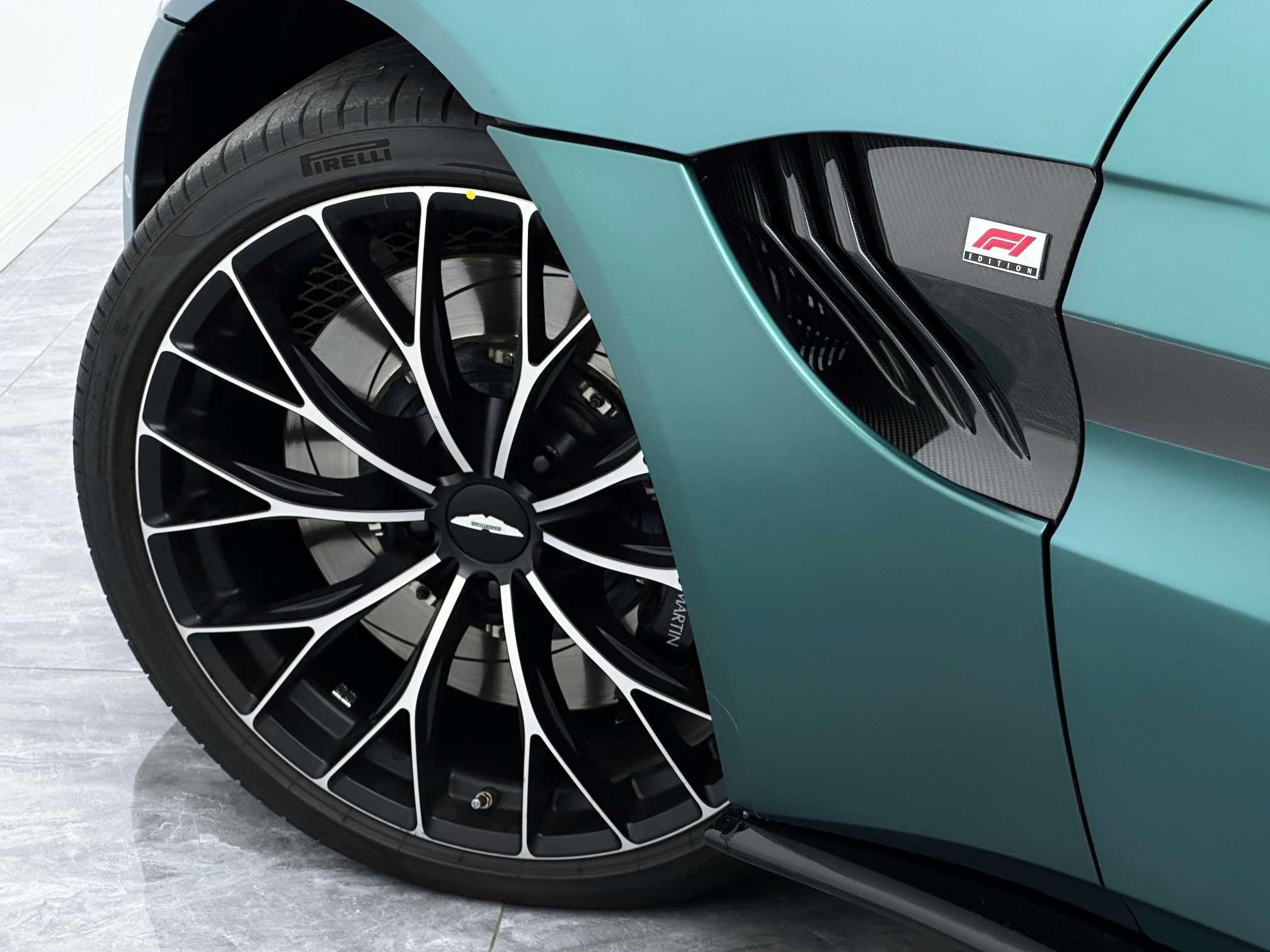 Aston Martin Vantage