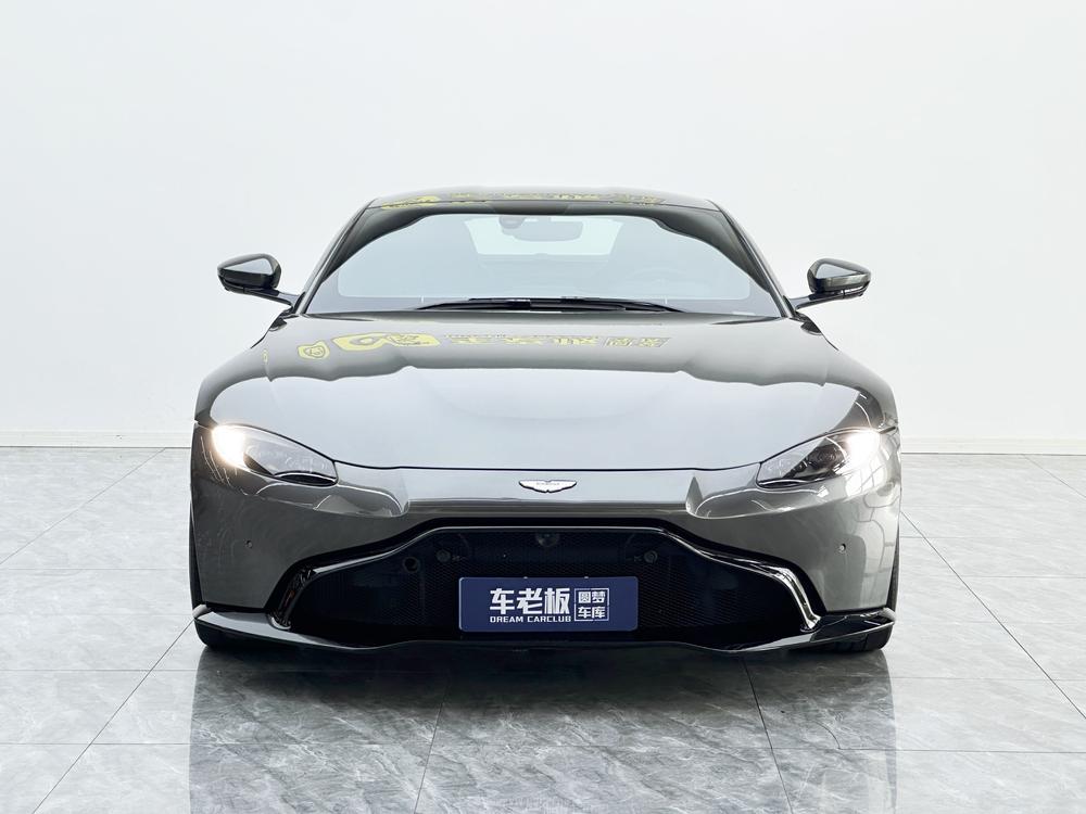 Aston Martin Vantage