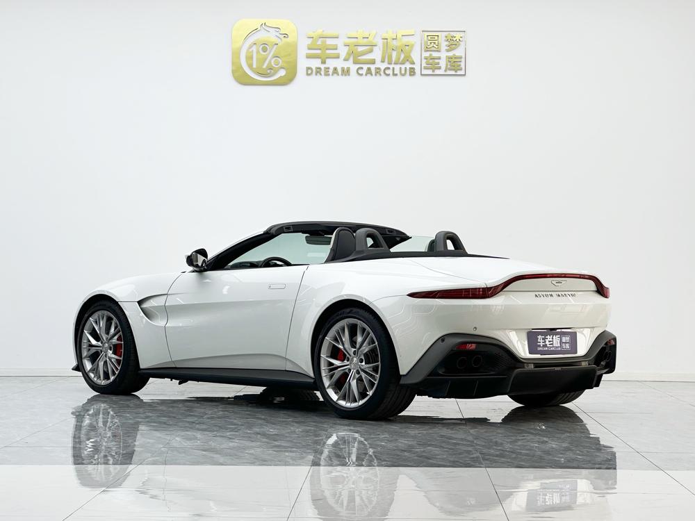 Aston Martin Vantage
