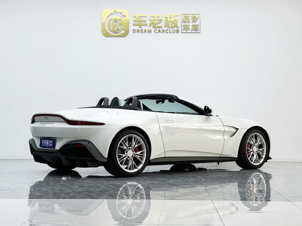 Aston Martin Vantage