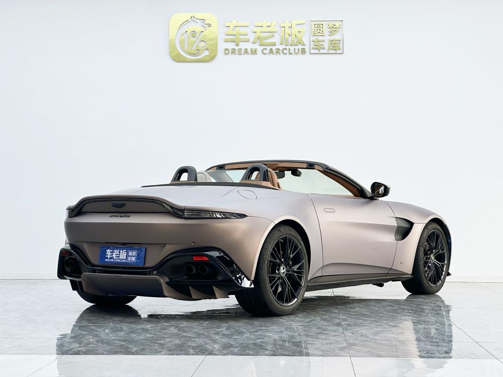 Aston Martin Vantage