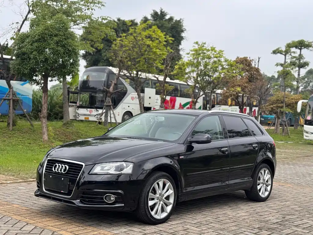 Audi A3 (Import)
