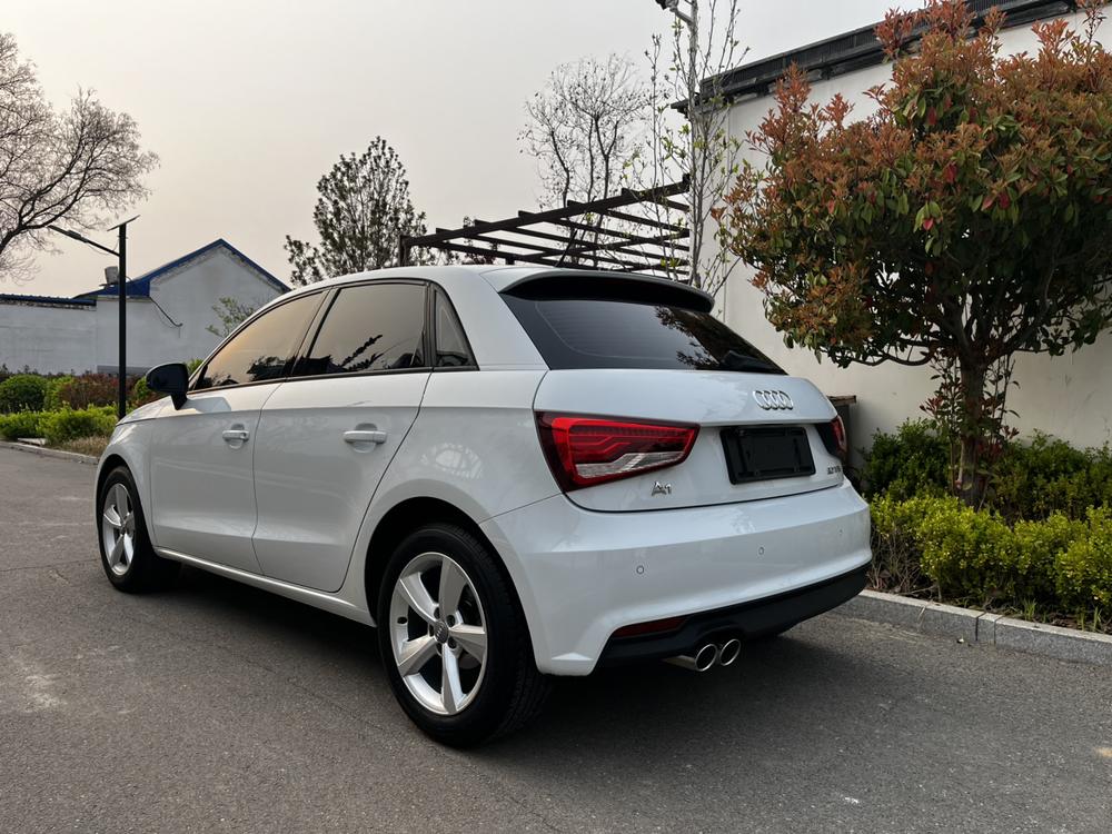 Audi Audi A1